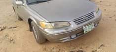 A picture of 1999 Toyota Camry