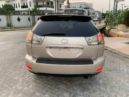 A picture of Few months Used 2007 08 Lexus RX350 Brand new tyres