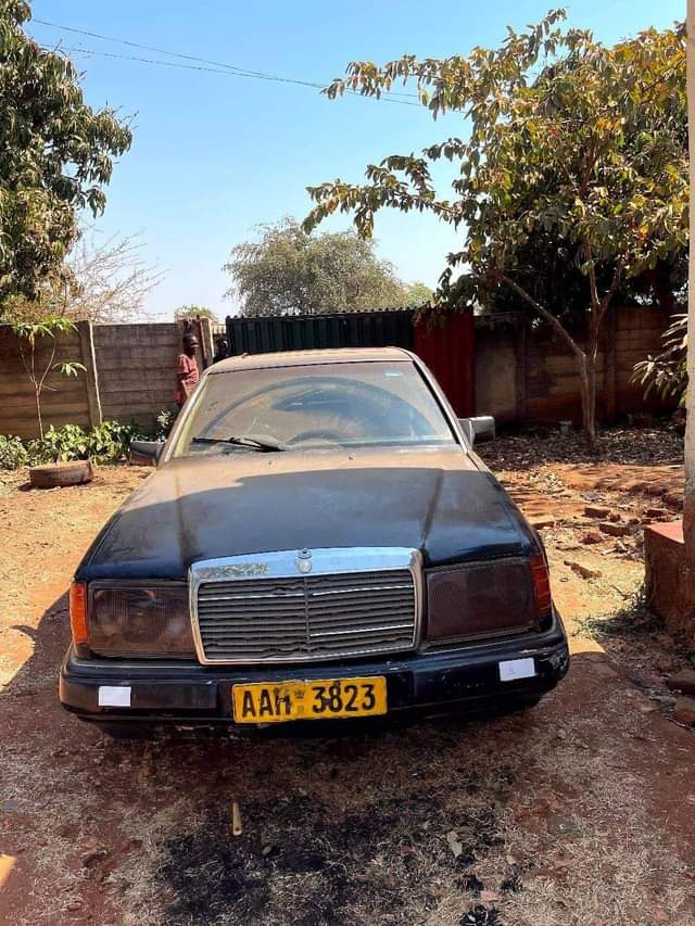 classifieds/cars mercedes