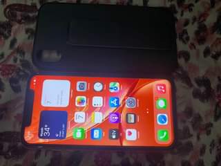 A picture of Iphone xr