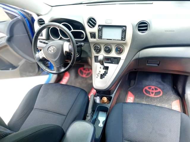 A picture of 2010 Toyota matrix sports edition