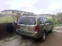 A picture of Registered pilot 010 with silent engine good gear and AC