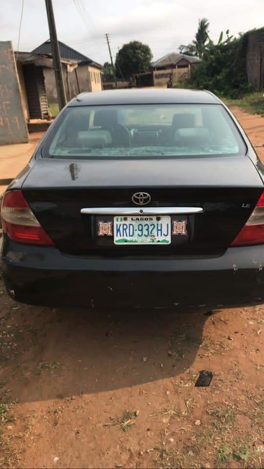 A picture of Camry 04