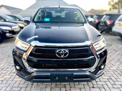 A picture of TOYOTA HILUX CALL 0753660303