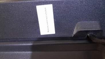 A picture of Tv Hisence smart imevunjia kioo inawaka2 yakubadilisha kioo nch40
