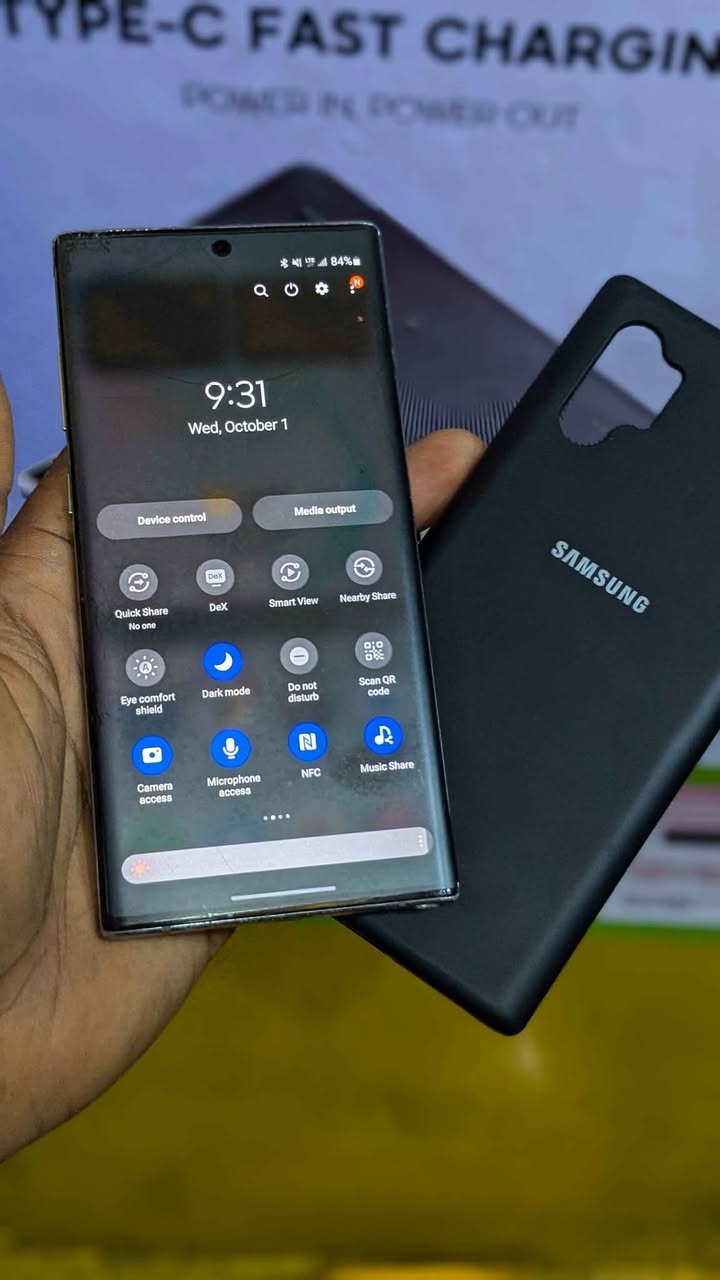 A picture of SAMSUNG NOTE 10 PLUS