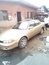 A picture of Toyota Camry Orobo