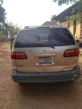 A picture of Toyota sienna