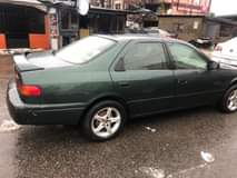 A picture of Toyota Camry 2001 4 plug Engine Ac Gear Good condition