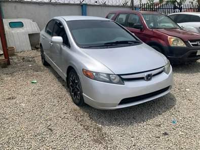 A picture of Brand Honda Model Honda Civic Year 2007 First body Price