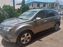 A picture of Acura MDX