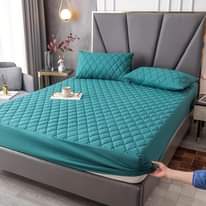 A picture of Size 5 6 Tsh 75 000 6 6 Tsh 80