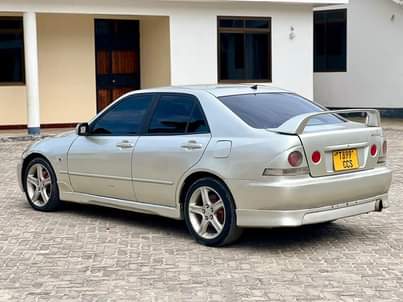 A picture of ALTEZZA