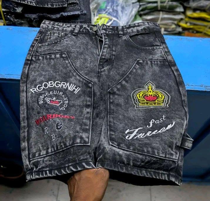A picture of MEN SHORT S