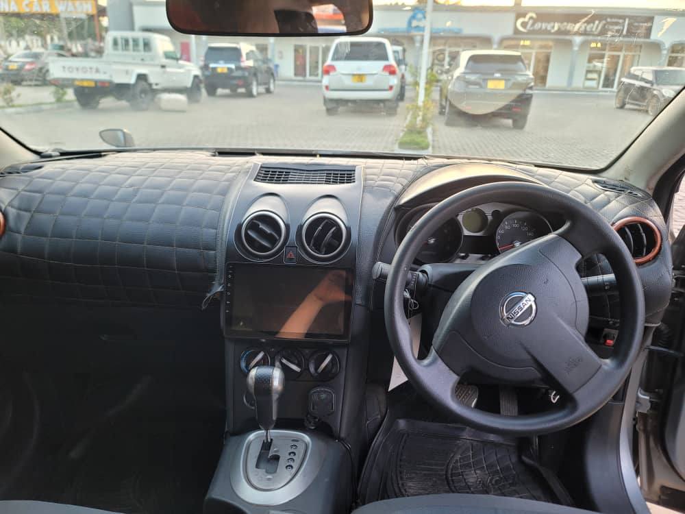 A picture of NISSAN DUALIS 