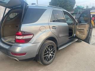 A picture of Mercedes ML350 2010 Model