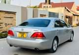 A picture of Toyota crown