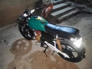 A picture of 2015 boxer bm 150