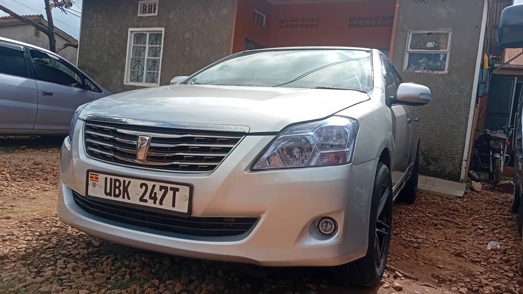 toyota premio