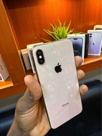 A picture of iPhone xs max
