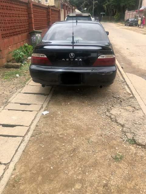 A picture of 06 Acura everything is working AC is working Going for