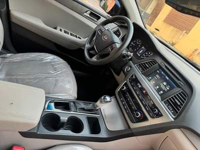 A picture of Foreign used 2016 Hyundai Sonata Accident free.