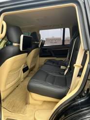A picture of TOYOTA LAND CRUISER GXR V8 BULLETPROOF Fullest Option Model 2021