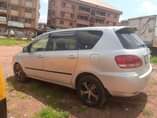 A picture of Toyota Avensis verso going for 2 2m