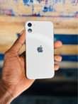 A picture of Iphone 11 plain 64 GB