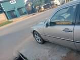 A picture of 2002 Benz 200
