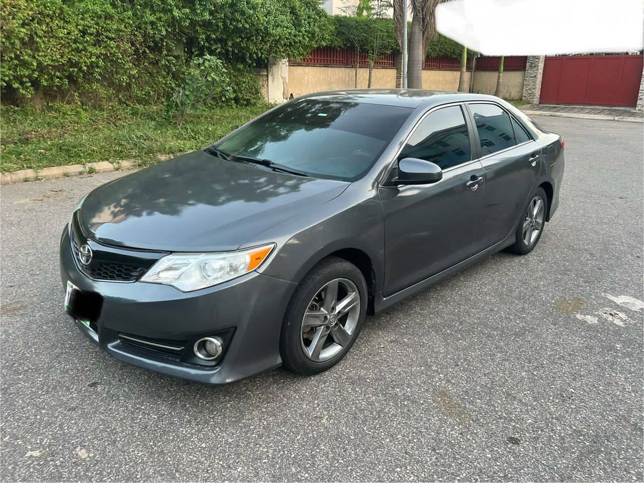 A picture of Neatly used 2013 Toyota Camry in very sound condition going