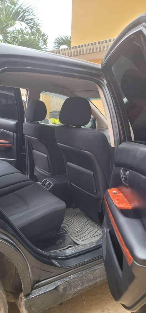 A picture of TOYOTA HARRIER 