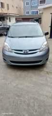 A picture of 07 Toyota sienna LE Tokunbo Ready for transport Location ojota