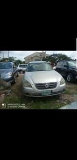 A picture of Nissan Altima 2003