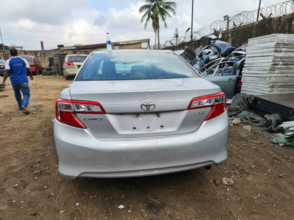 A picture of 014 Toyota Camry