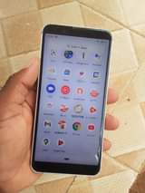 A picture of Nauza Simu AQUOS