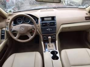 A picture of Features 3 0L V6 engine 7 speed auto transmission Black