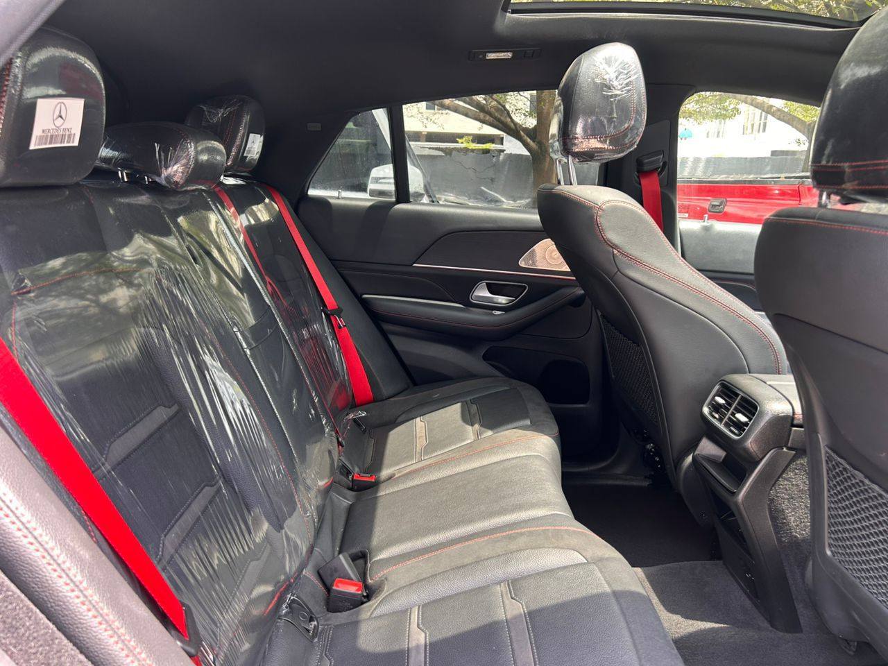A picture of 2024 GLE53 AMG