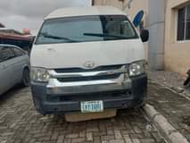 A picture of Toyota hiace FIRST BODY