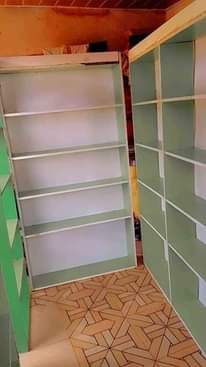 A picture of Shelf