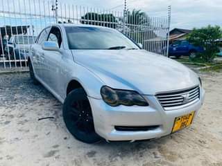 A picture of TOYOTA MARK X 0714058883