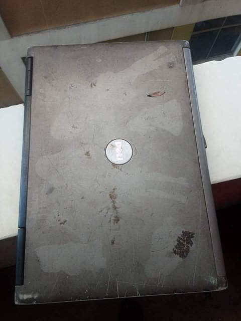 A picture of Dell laptop