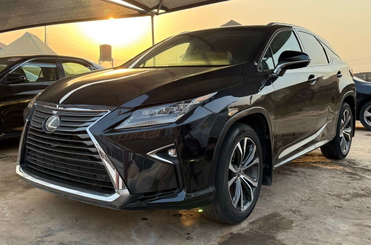 A picture of Lexus 2018 RX350 premium Direct.