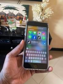 A picture of Samsung and iPhone