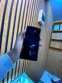 A picture of Samsung galaxy note 9