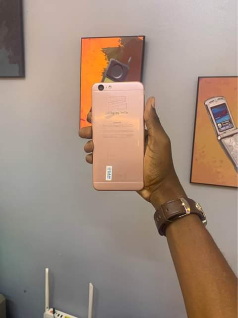 A picture of Oppo a57