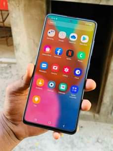 A picture of SAMSUNG A51 5G