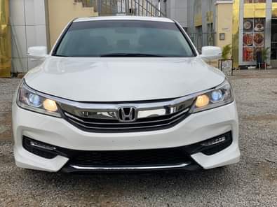 A picture of Extremely clean Honda Accord V4 keyless 2014 Upgrade To 2017