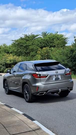 lexus