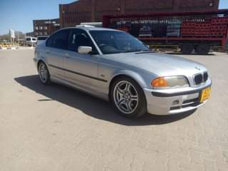 classifieds/cars bmw